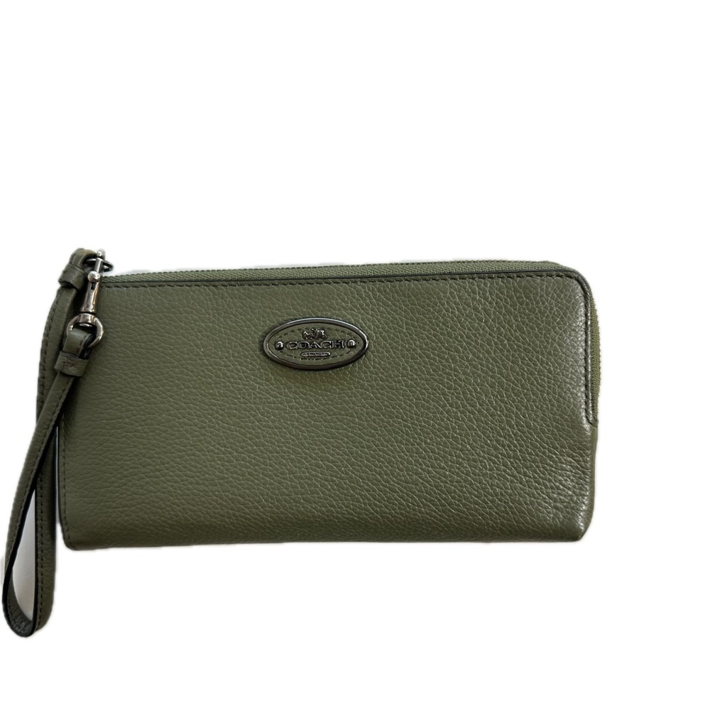 COACH Pebbled Leather Corner L Zip Wristlet Moss Green Wallet C1553-53413